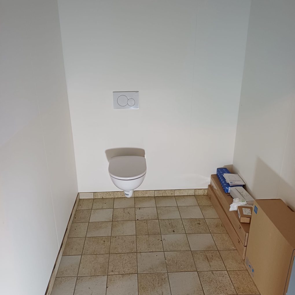 toilet